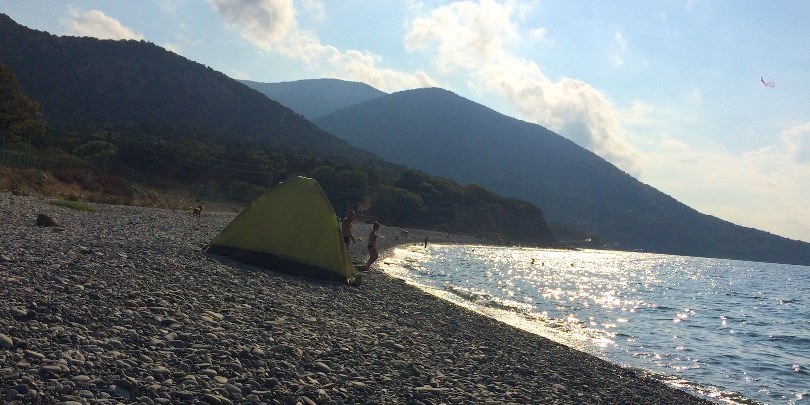 Отдых в палатках на берегу моря
